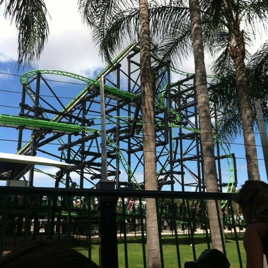 11/11/2012 tarihinde Michelle L.ziyaretçi tarafından Green Lantern Coaster'de çekilen fotoğraf