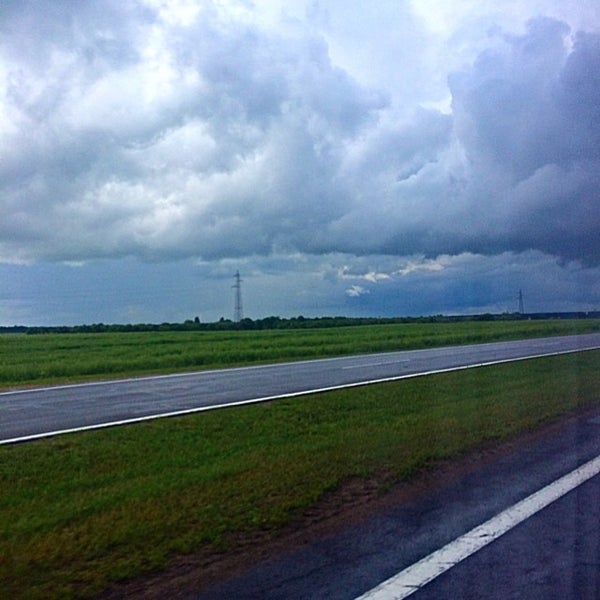 за рулем газели в дороге. гомелевская трасса пожар кузова. дорога гомель минск. реконструкция дороги минск гомель. м5 минск гомель.