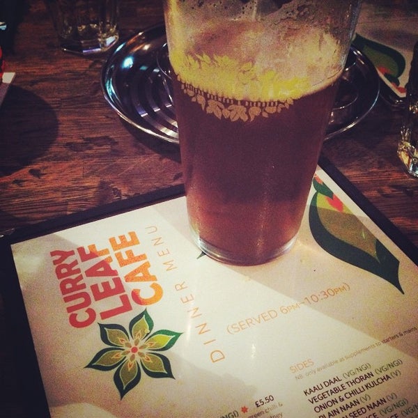 Foto tirada no(a) Curry Leaf Cafe por Forbes C. em 9/27/2014