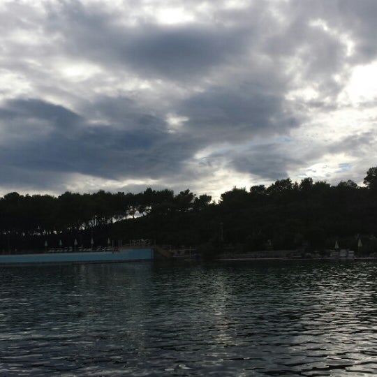 Crvena Luka пляж