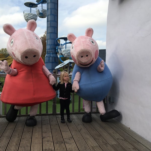Early November was a good time to go. Out of school holidays so max 15 mins queuing for all rides in Peppa Pig World. Rest of the park was very quiet too