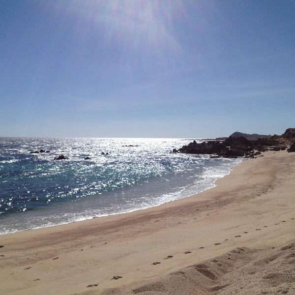 does cabo have swimmable beaches does cabo have swimmable beaches