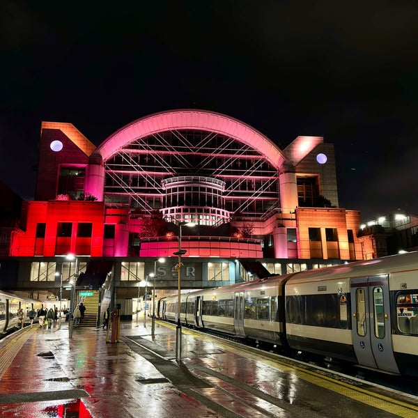Photo taken at Charing Cross Railway Station (CHX) by Jack S. on 12/3/2023