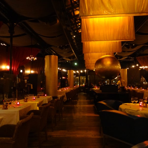 Walking distance from La Muette metro station, the once "Passy – La Muette" metro station has now been converted into a stunning bar and restaurant whilst retaining a lot of features from the station.