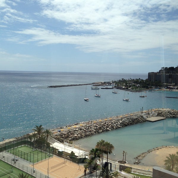 Photo taken at Radisson Blu Resort, Gran Canaria by Sasha U. on 4/30/2013