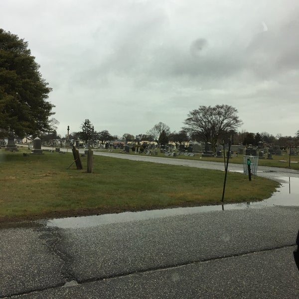 Greenfield Cemetery 192 visitors