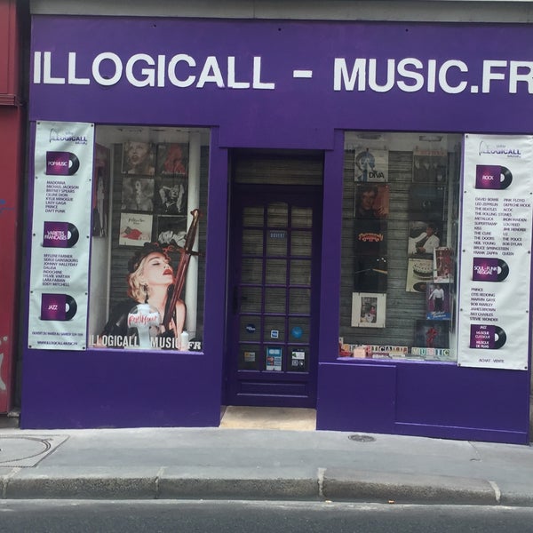 Photo taken at Illogicall Music- disquaire-boutique vinyles by illogicall A. on 8/27/2016