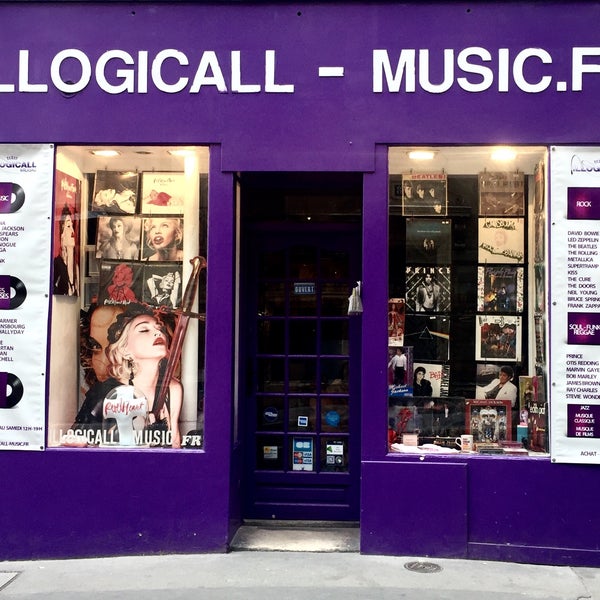 Photo taken at Illogicall Music- disquaire-boutique vinyles by illogicall A. on 8/16/2016