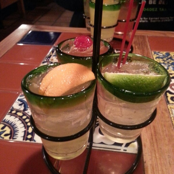 Photo taken at Chili&#39;s Grill &amp; Bar by Marcella L. on 4/3/2013