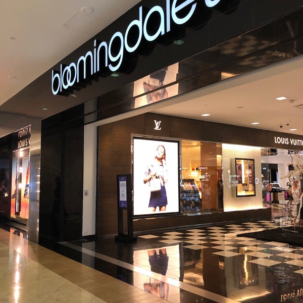 Dynamic My Favorite Store Is Bloomingdale's Capture for Your Screen Dynamic My Favorite Store Is Bloomingdale's Capture for Your Screen