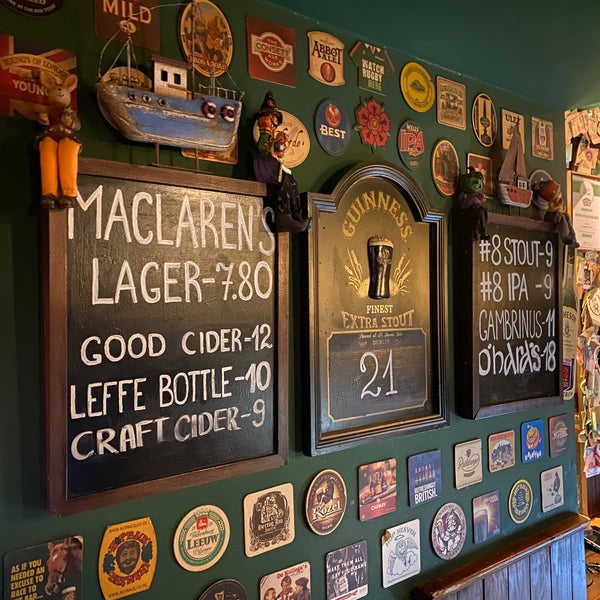 Photo taken at MacLaren&#39;s Irish Pub by Yury E. on 9/30/2022