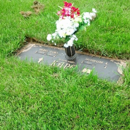 Photos At Highland Memory Gardens Cemetery Highland Park 0 Tips