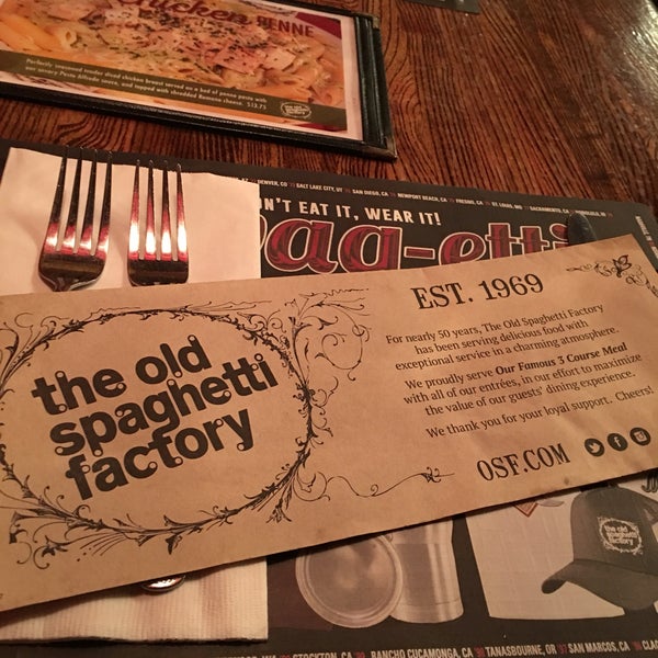 Photo taken at The Old Spaghetti Factory by Alan P. on 6/10/2017