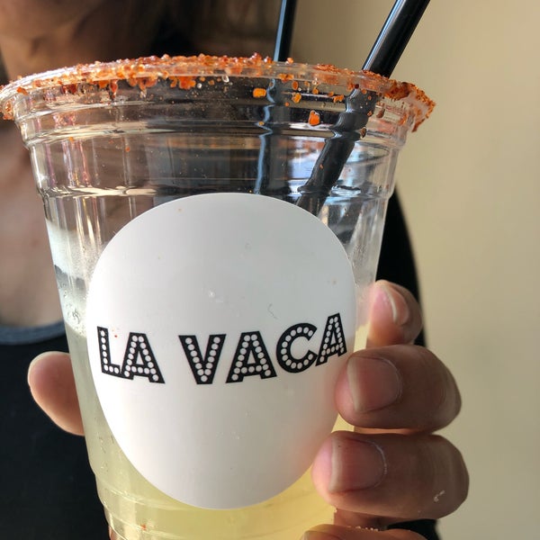Das Foto wurde bei La Vaca Margarita Bar von Jay am 5/5/2019 aufgenommen