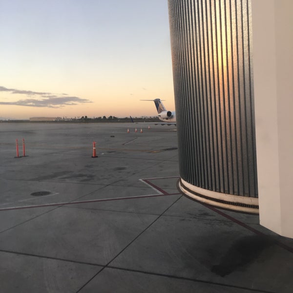 Foto tomada en Aeropuerto Internacional de Tucson (TUS)  por Sophie W. el 2/23/2017