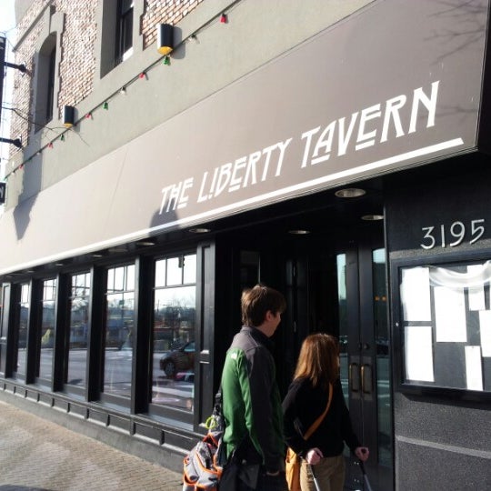 1/12/2013 tarihinde Patrick S.ziyaretçi tarafından The Liberty Tavern'de çekilen fotoğraf