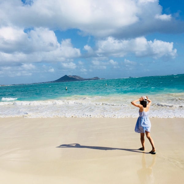 Photos at Kailua Beach (Flagpoles) kailua 5 tips