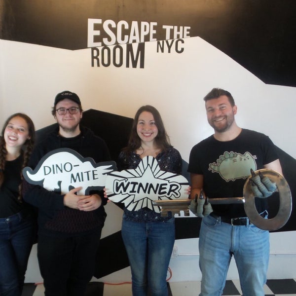 Foto tirada no(a) Escape The Room NYC por Hana S. em 1/27/2019