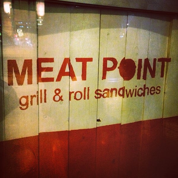 3/25/2014에 Maryana E.님이 Meat Point Grill &amp; Roll에서 찍은 사진