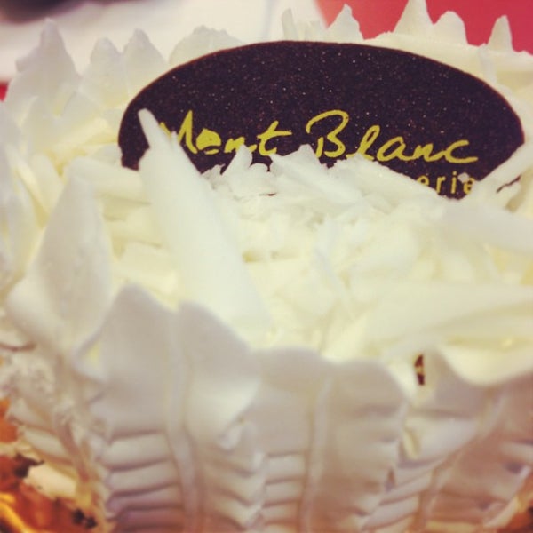 Торт Mont Blanc с Violettes en sucre