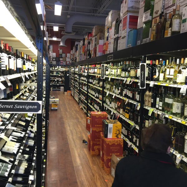 Clifton Commons Spirit & Wines Liquor Store in Clifton