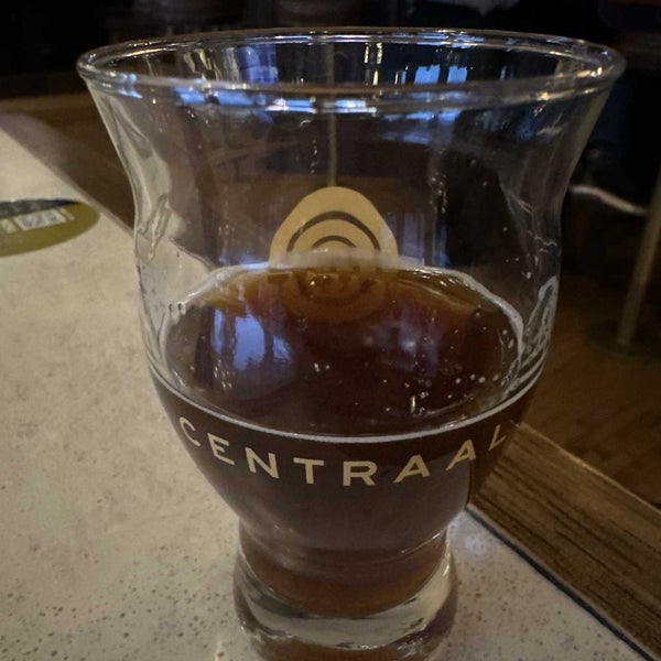 Photo taken at Centraal Grand Cafe and Tappery by Christopher V. on 12/10/2022