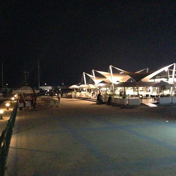 4/21/2013にBedri Y.がMersin Marinaで撮った写真