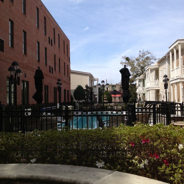 Das Foto wurde bei Residence Inn Savannah Downtown/Historic District von Alicia M. am 3/20/2013 aufgenommen