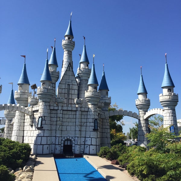 Photo taken at Camelot Golfland by Michael C. on 10/3/2015