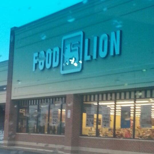 Food Lion Grocery Store - 1 tip from 211 visitors