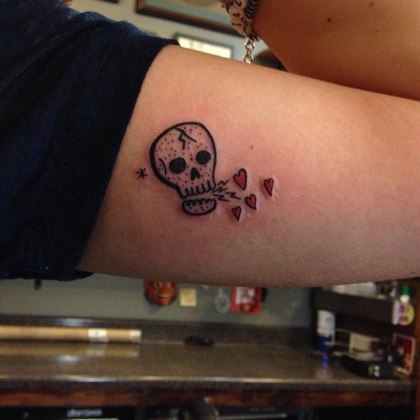 3/2/2014にApril K.がThree Kings Tattoo Parlorで撮った写真