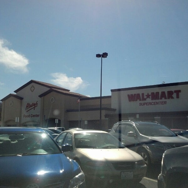 Photos à Walmart Supercenter Anderson, CA