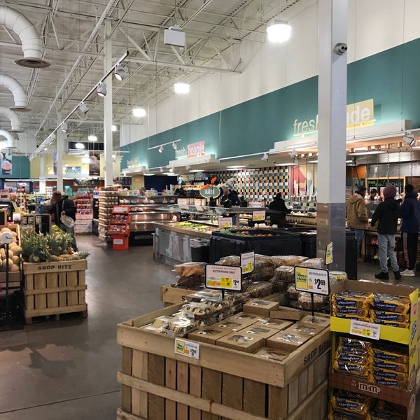 The Fresh Grocer East Germantown 5301 Chew Ave