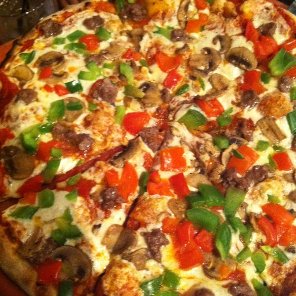 1/19/2013にCleveland C.がCoal Fire Pizzaで撮った写真
