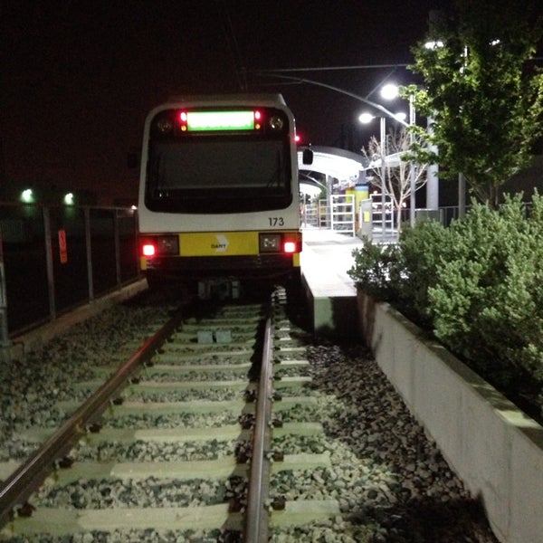 North Carrollton / Frankford Station (DART Rail) 15 tips