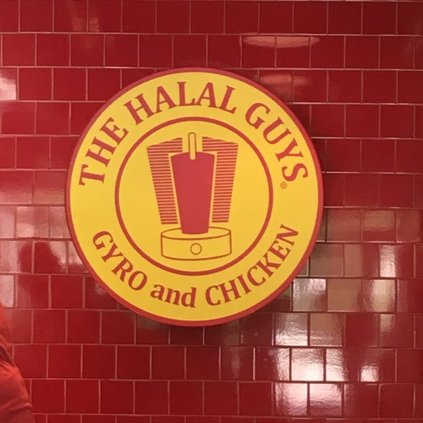 Photo taken at The Halal Guys by Ray . on 9/12/2016