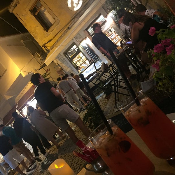 7/7/2016 tarihinde Beyza A.ziyaretçi tarafından Tilla Store Cafe Hotel'de çekilen fotoğraf