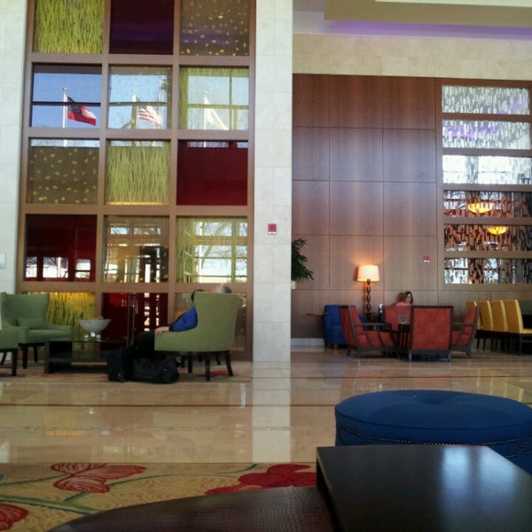 Foto tirada no(a) Atlanta Marriott Buckhead Hotel &amp; Conference Center por Brad N. em 2/17/2013