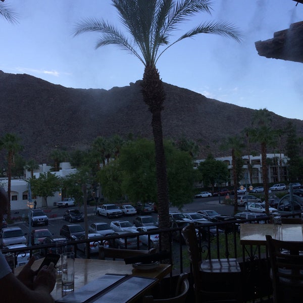 Снимок сделан в Matchbox - Palm Springs пользователем Tommy L. 10/10/2015