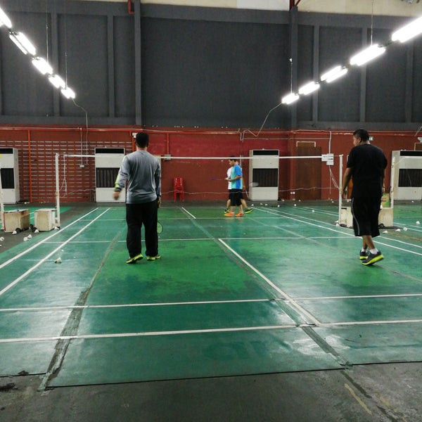 russkih-badminton-v-zhopu-foto-chernaya-vdova-otdalas-halku-na-seks