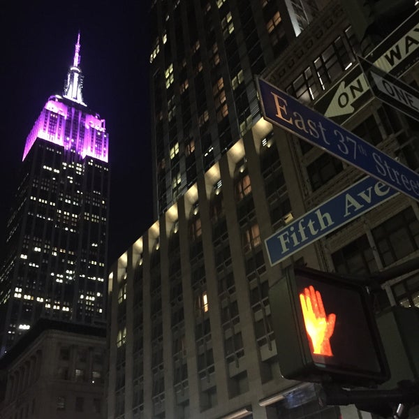 Foto tirada no(a) Empire State Building por Göktuğ g. em 5/20/2015