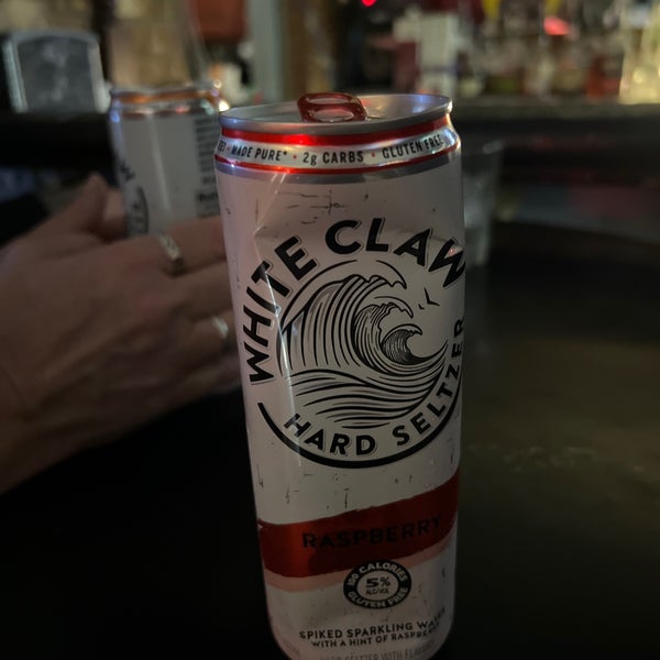 The Wild Rose Bar in Roseburg