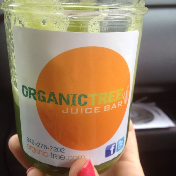 รูปภาพถ่ายที่ Organic Tree Juice Bar โดย Cara S. เมื่อ 7/6/2013