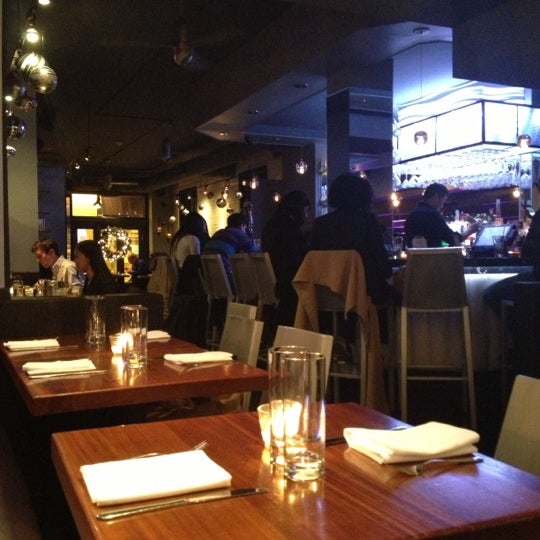 12/20/2012 tarihinde Sally S.ziyaretçi tarafından Valanni Restaurant'de çekilen fotoğraf