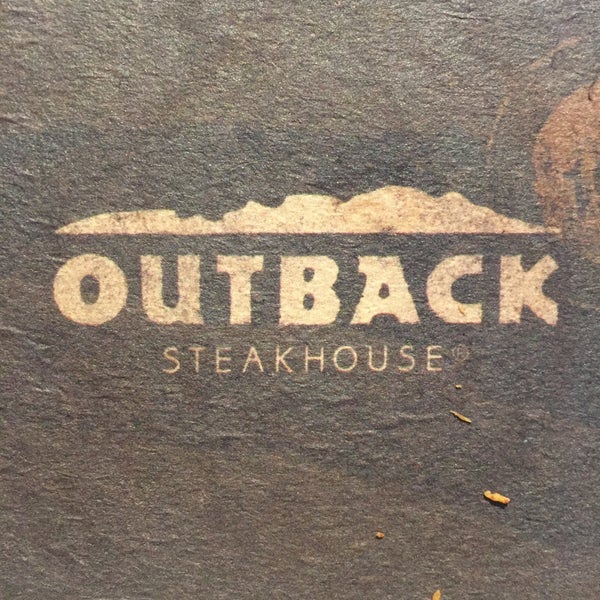 7/3/2016 tarihinde Jaime Z.ziyaretçi tarafından Outback Steakhouse'de çekilen fotoğraf