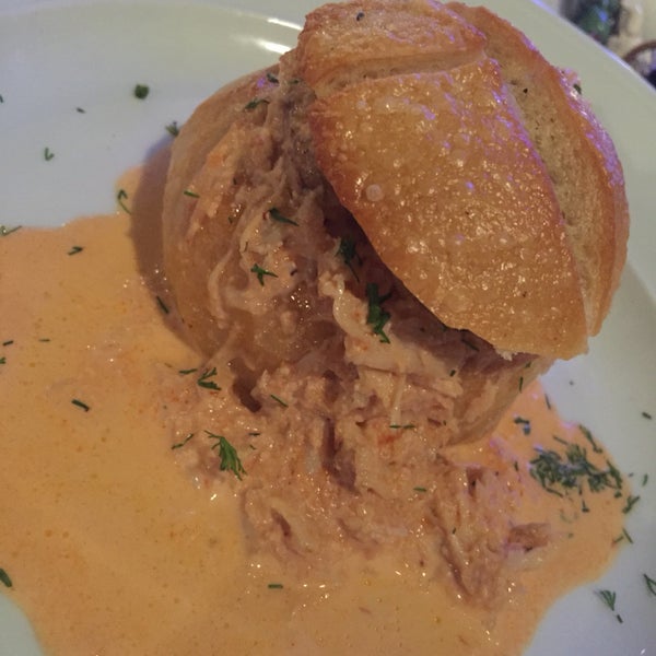 Had Valentine's Day dinner there, had a set menu, which included a Dungeness crab bisque that was outstanding, was in a sourdough bread bowl, not sure if it's on the regular menu.