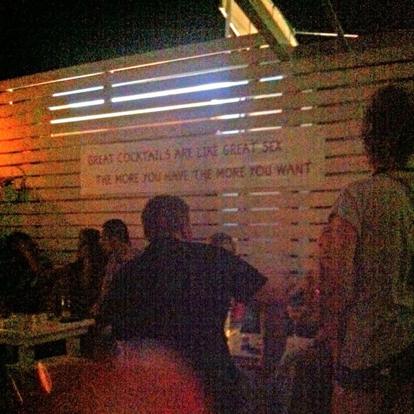 8/6/2014にDem.pがAcanthus Cocktail Barで撮った写真