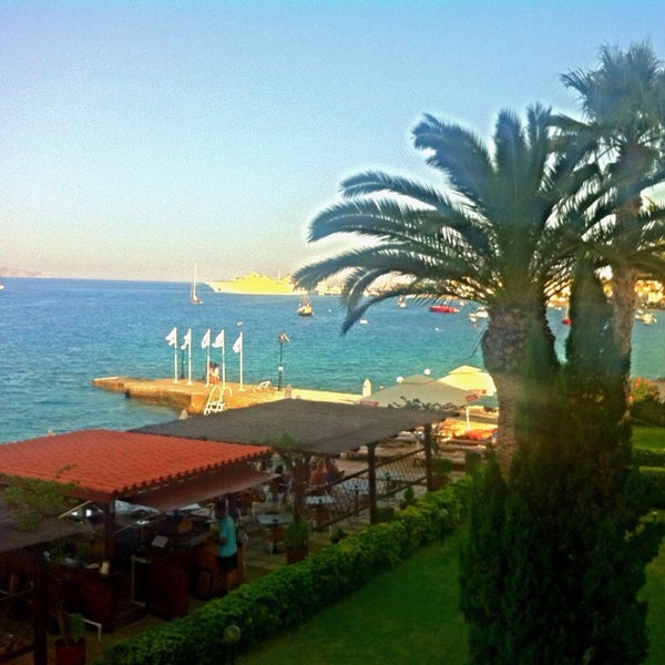 Photo taken at Hotel Spetses by Dem.p on 8/23/2014