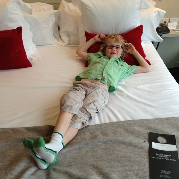7/23/2013에 Jonathan T.님이 Hotel Miró에서 찍은 사진