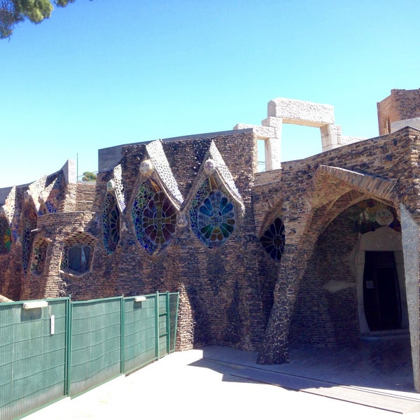 Photo taken at Cripta Gaudí by Jesus P. on 5/29/2016